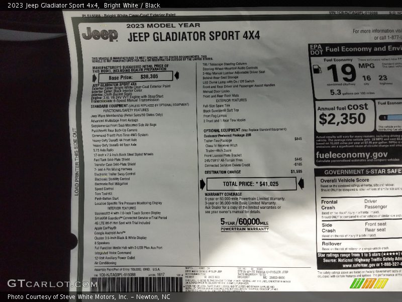 Bright White / Black 2023 Jeep Gladiator Sport 4x4