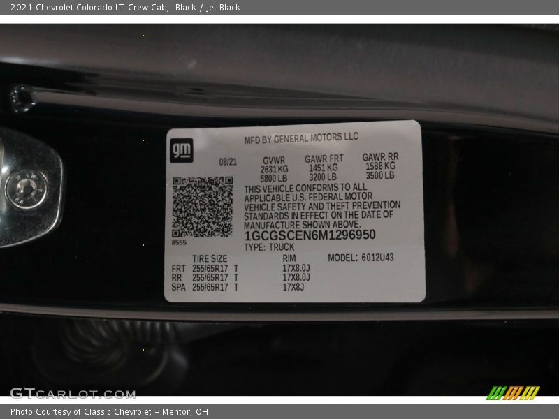 Black / Jet Black 2021 Chevrolet Colorado LT Crew Cab