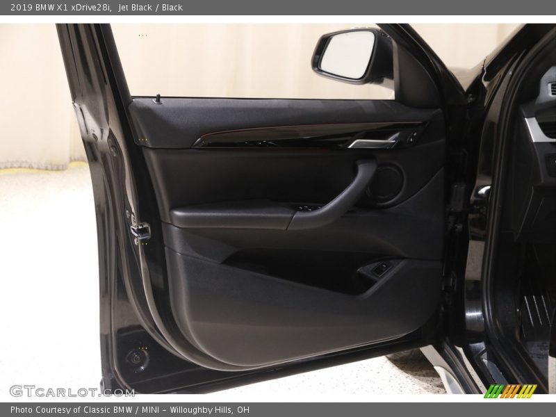 Jet Black / Black 2019 BMW X1 xDrive28i