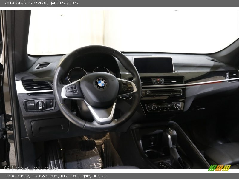 Jet Black / Black 2019 BMW X1 xDrive28i