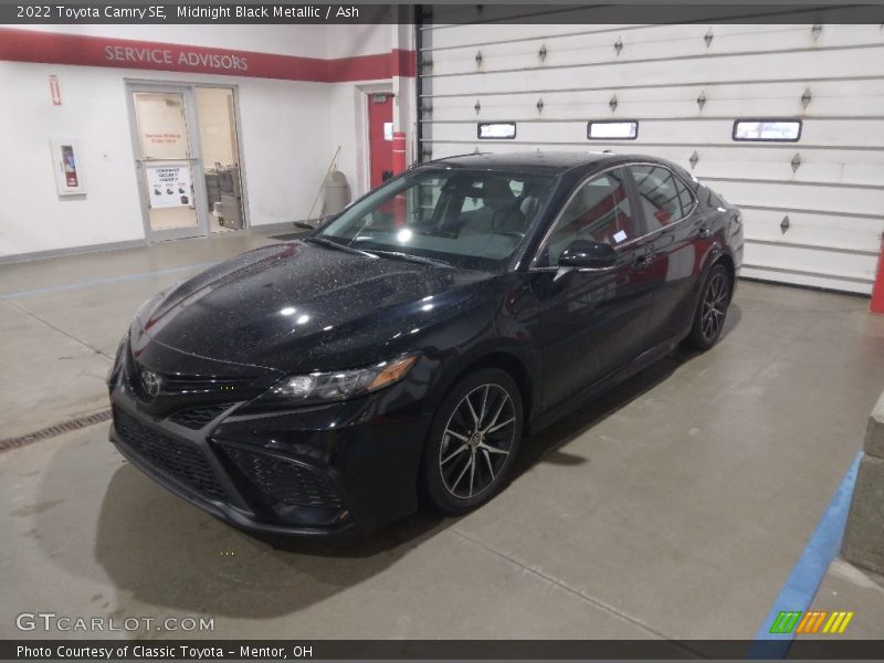 Midnight Black Metallic / Ash 2022 Toyota Camry SE