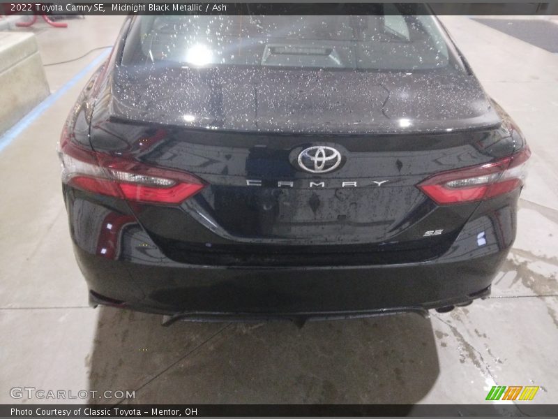 Midnight Black Metallic / Ash 2022 Toyota Camry SE