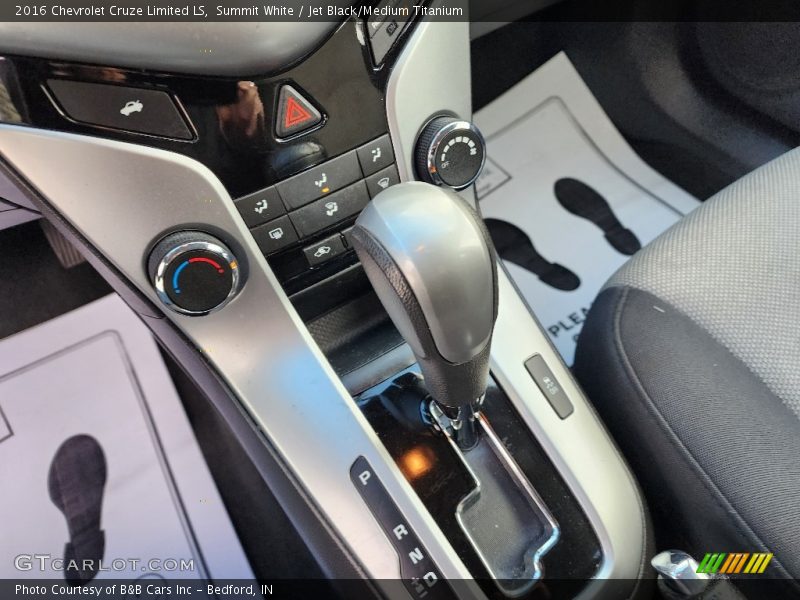 Summit White / Jet Black/Medium Titanium 2016 Chevrolet Cruze Limited LS