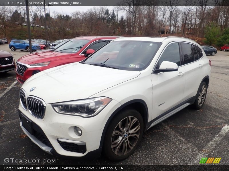 Alpine White / Black 2017 BMW X1 xDrive28i