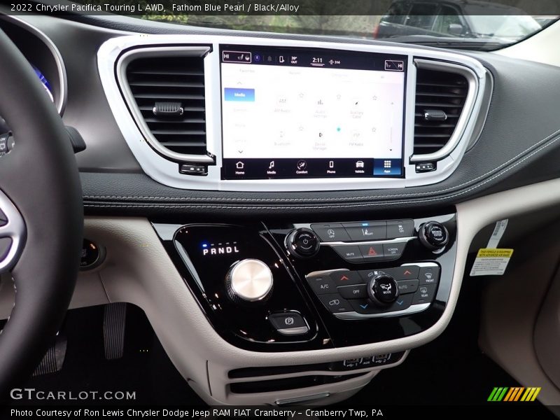 Fathom Blue Pearl / Black/Alloy 2022 Chrysler Pacifica Touring L AWD