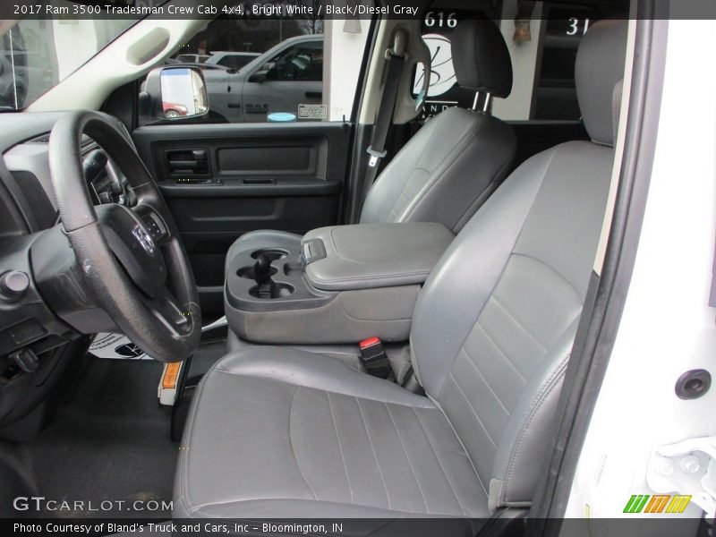 Bright White / Black/Diesel Gray 2017 Ram 3500 Tradesman Crew Cab 4x4