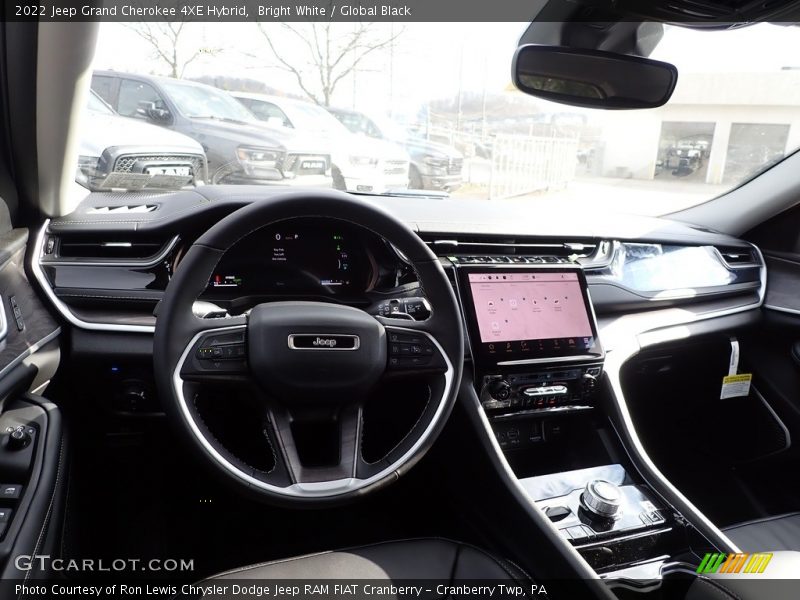 Bright White / Global Black 2022 Jeep Grand Cherokee 4XE Hybrid