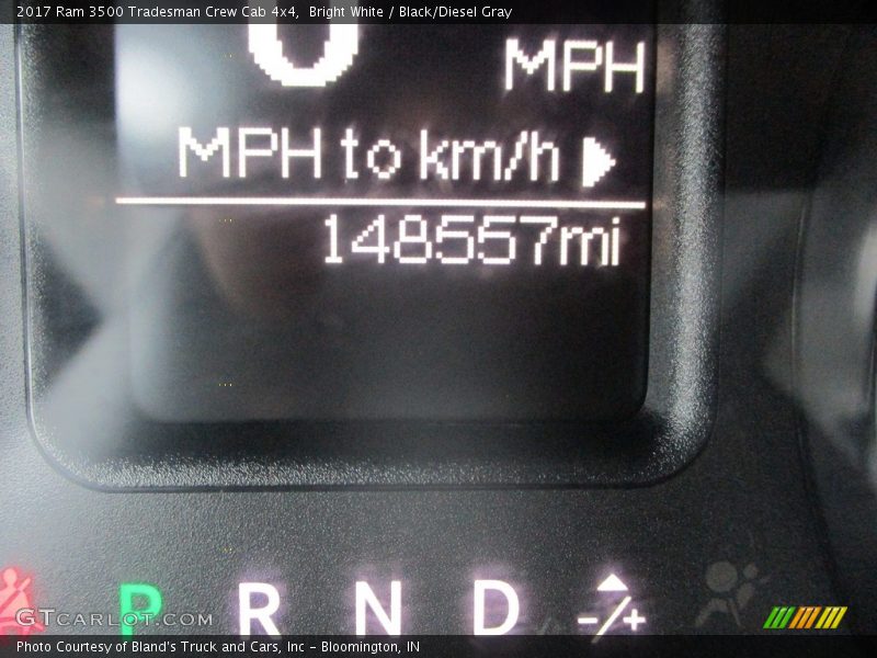 Bright White / Black/Diesel Gray 2017 Ram 3500 Tradesman Crew Cab 4x4