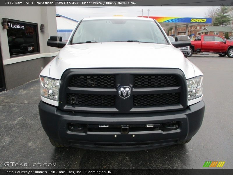 Bright White / Black/Diesel Gray 2017 Ram 3500 Tradesman Crew Cab 4x4