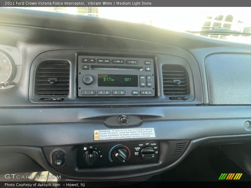 Controls of 2011 Crown Victoria Police Interceptor