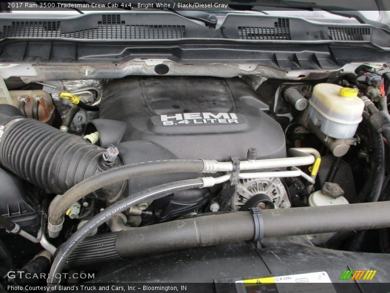 Bright White / Black/Diesel Gray 2017 Ram 3500 Tradesman Crew Cab 4x4