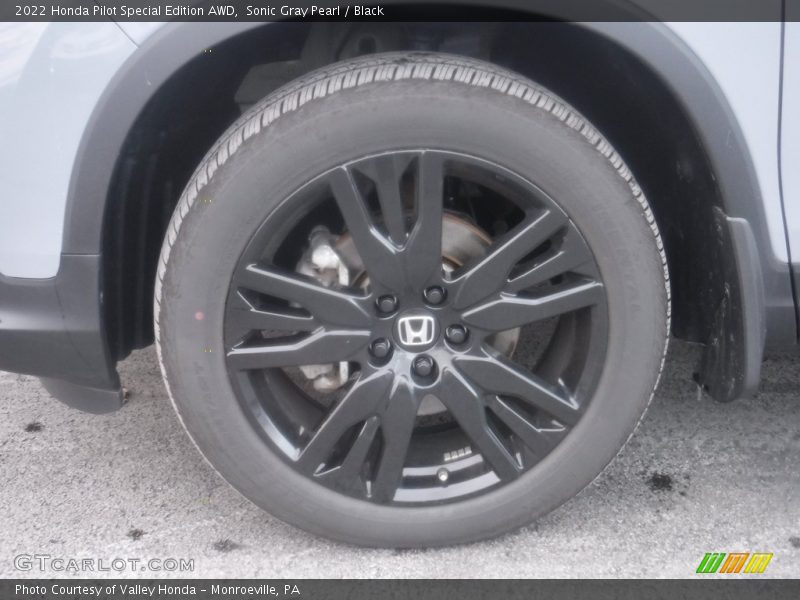 Sonic Gray Pearl / Black 2022 Honda Pilot Special Edition AWD