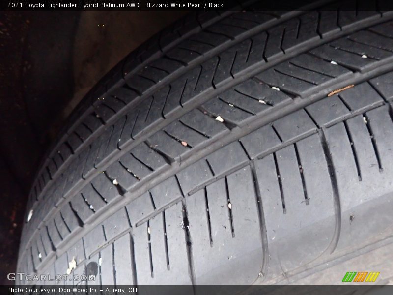 Blizzard White Pearl / Black 2021 Toyota Highlander Hybrid Platinum AWD