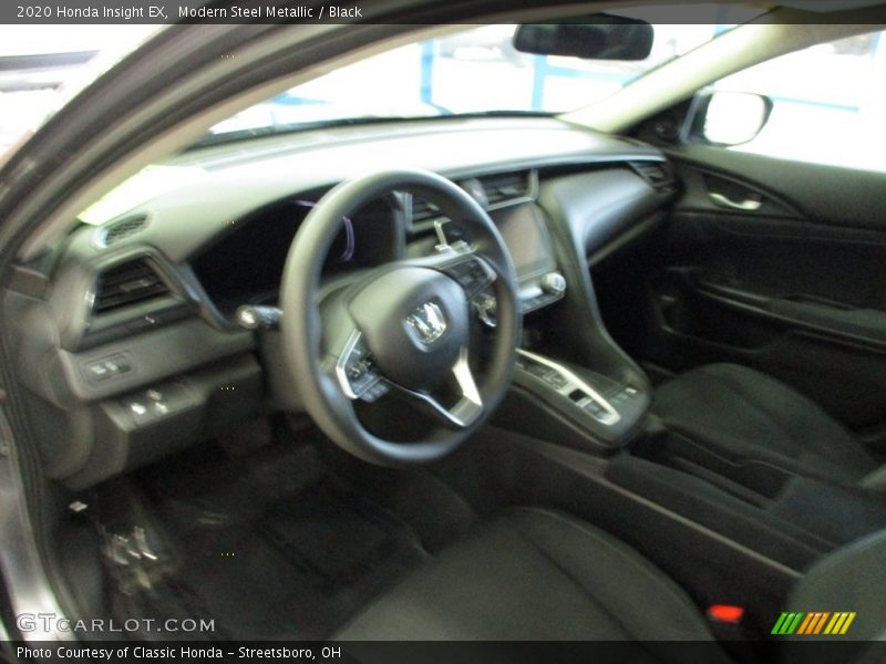 Modern Steel Metallic / Black 2020 Honda Insight EX