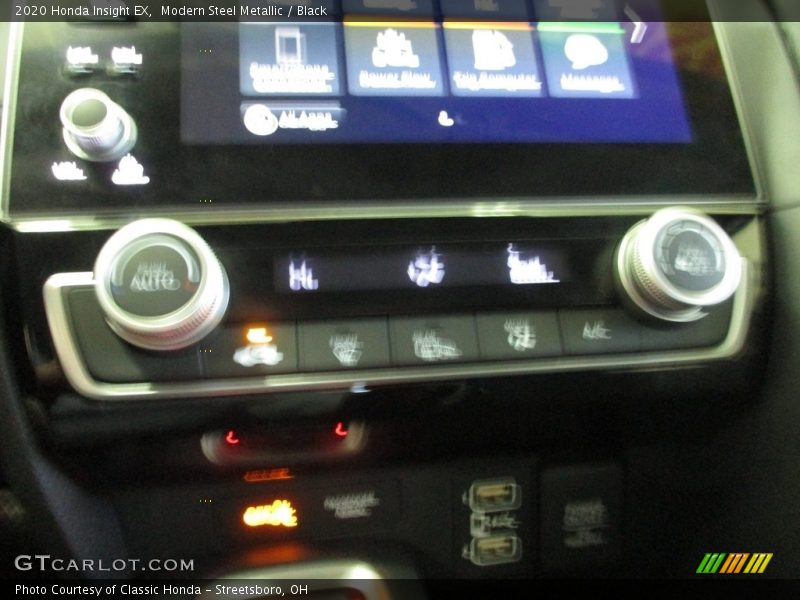 Modern Steel Metallic / Black 2020 Honda Insight EX