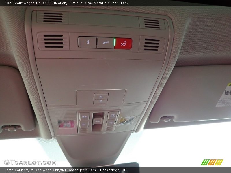 Platinum Gray Metallic / Titan Black 2022 Volkswagen Tiguan SE 4Motion