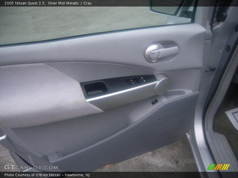 Silver Mist Metallic / Gray 2005 Nissan Quest 3.5