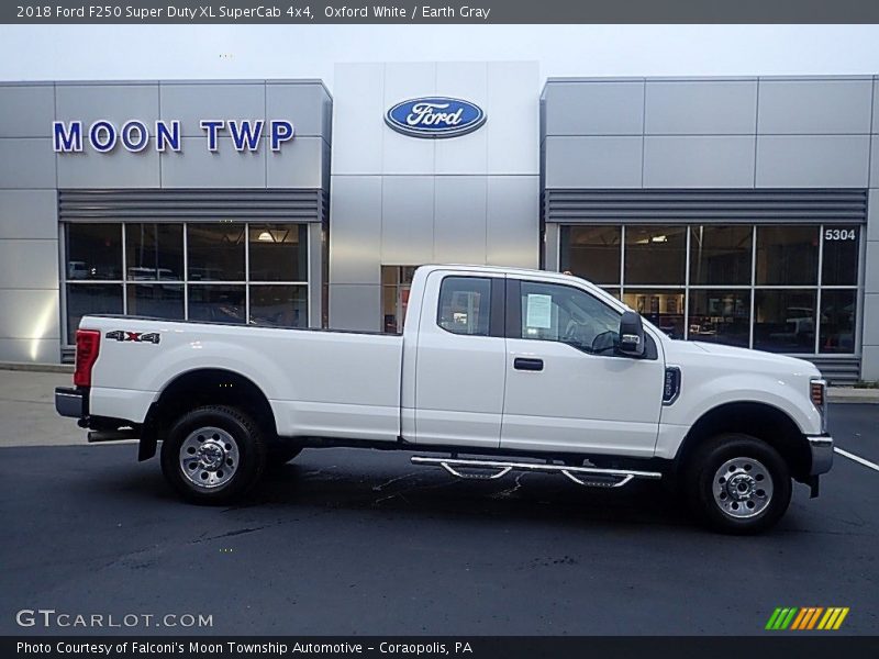 Oxford White / Earth Gray 2018 Ford F250 Super Duty XL SuperCab 4x4