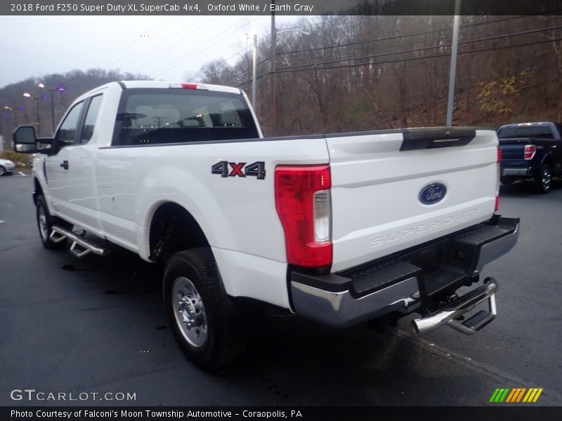 Oxford White / Earth Gray 2018 Ford F250 Super Duty XL SuperCab 4x4