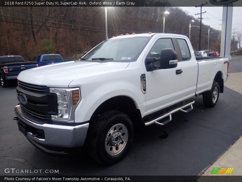 Oxford White / Earth Gray 2018 Ford F250 Super Duty XL SuperCab 4x4