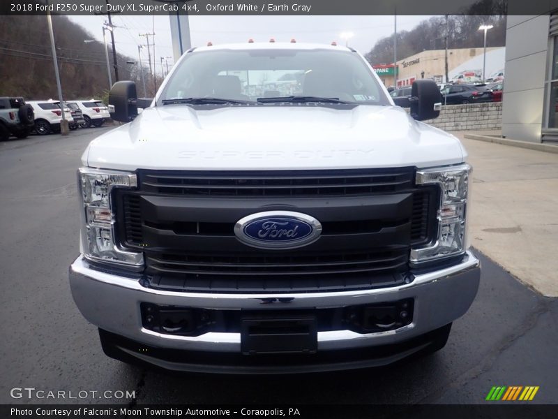 Oxford White / Earth Gray 2018 Ford F250 Super Duty XL SuperCab 4x4