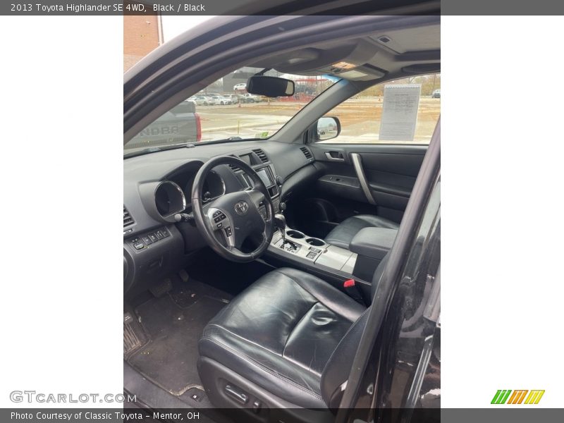 Black / Black 2013 Toyota Highlander SE 4WD