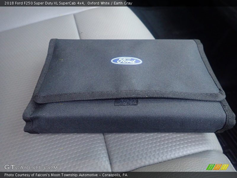 Oxford White / Earth Gray 2018 Ford F250 Super Duty XL SuperCab 4x4