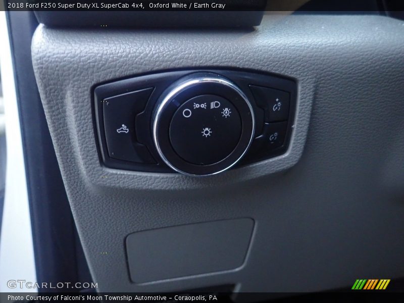 Oxford White / Earth Gray 2018 Ford F250 Super Duty XL SuperCab 4x4