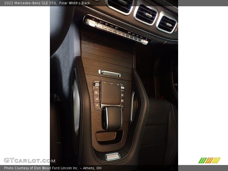 Polar White / Black 2022 Mercedes-Benz GLE 350