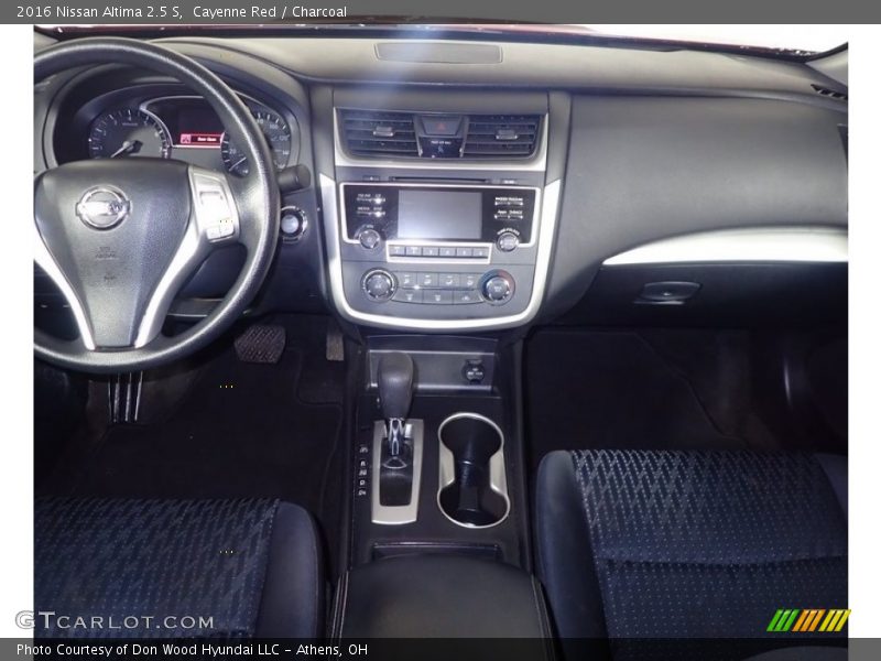 Cayenne Red / Charcoal 2016 Nissan Altima 2.5 S