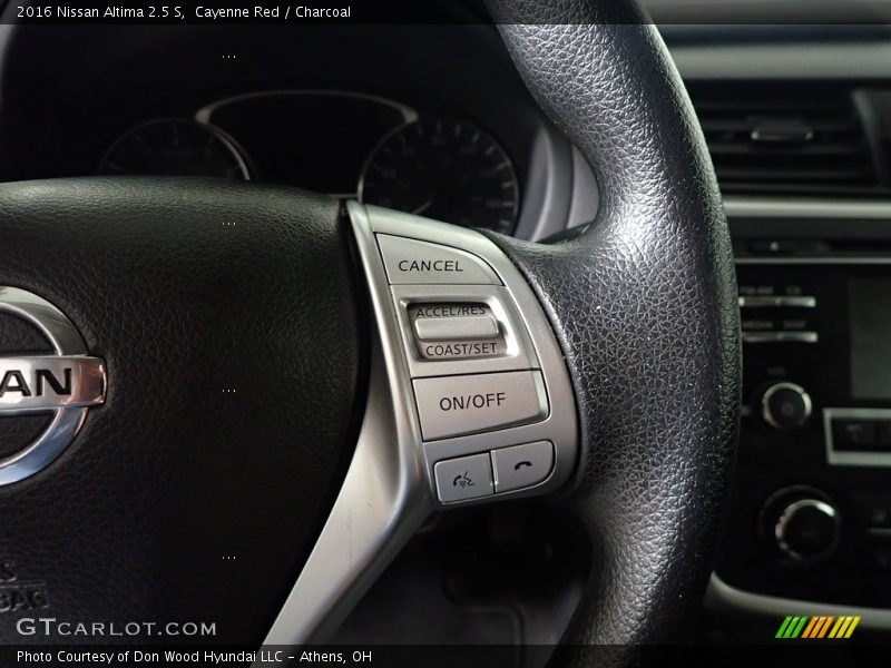 Cayenne Red / Charcoal 2016 Nissan Altima 2.5 S