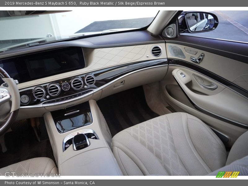 Front Seat of 2019 S Maybach S 650