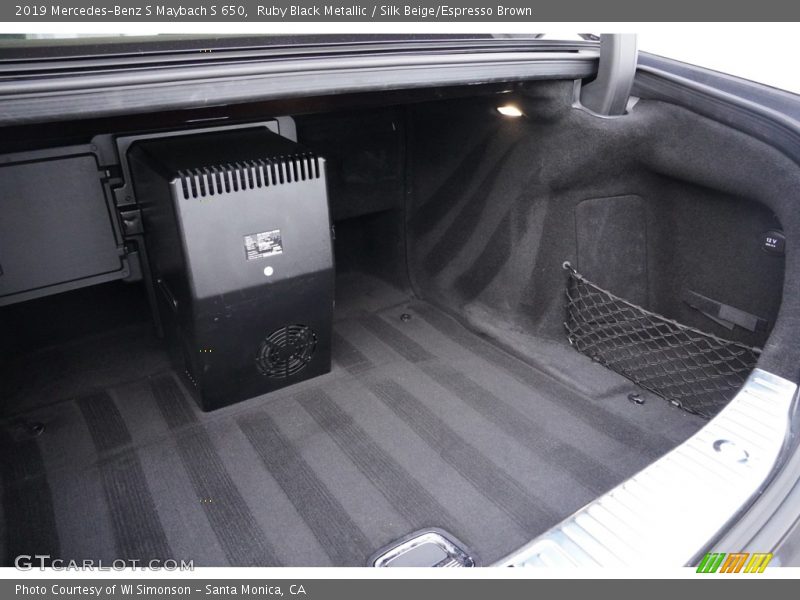 2019 S Maybach S 650 Trunk