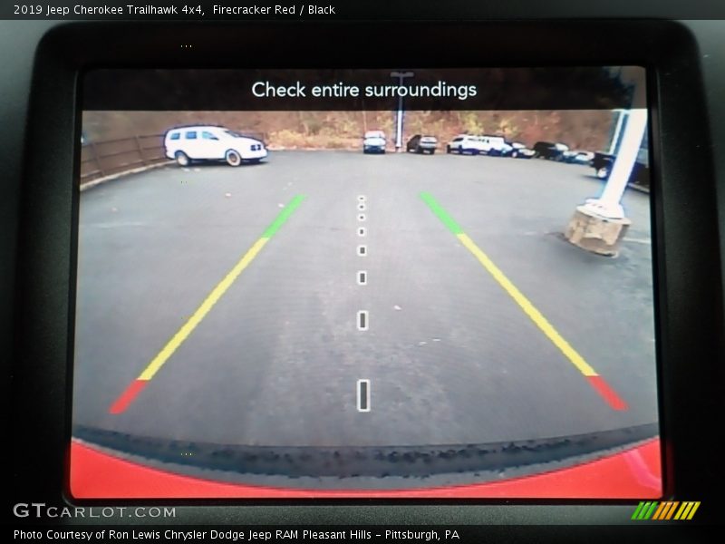 Firecracker Red / Black 2019 Jeep Cherokee Trailhawk 4x4