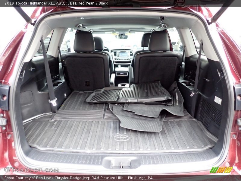 Salsa Red Pearl / Black 2019 Toyota Highlander XLE AWD