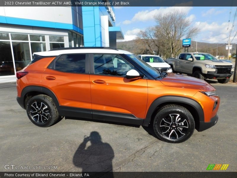 Vivid Orange Metallic / Jet Black 2023 Chevrolet TrailBlazer ACTIV AWD