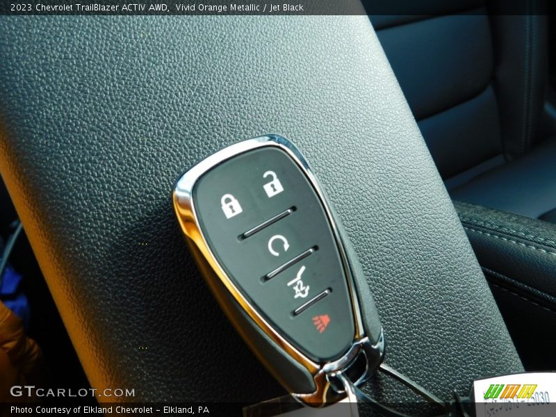 Vivid Orange Metallic / Jet Black 2023 Chevrolet TrailBlazer ACTIV AWD
