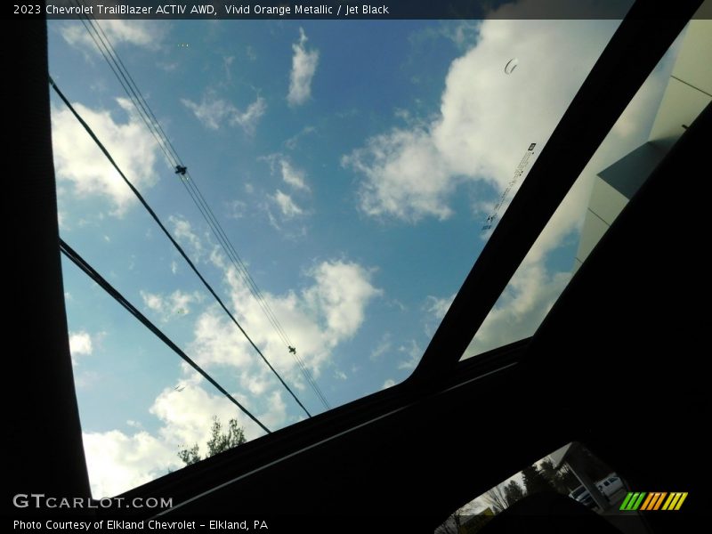 Vivid Orange Metallic / Jet Black 2023 Chevrolet TrailBlazer ACTIV AWD