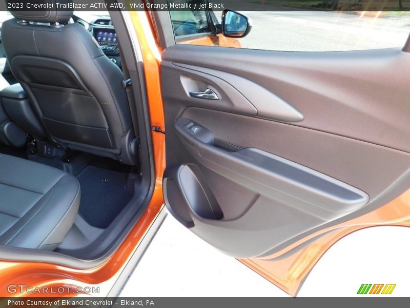 Vivid Orange Metallic / Jet Black 2023 Chevrolet TrailBlazer ACTIV AWD