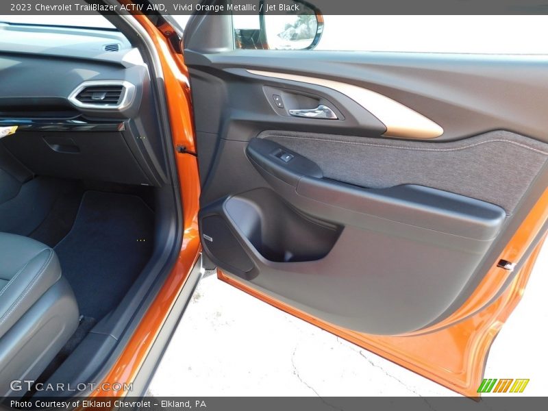 Vivid Orange Metallic / Jet Black 2023 Chevrolet TrailBlazer ACTIV AWD