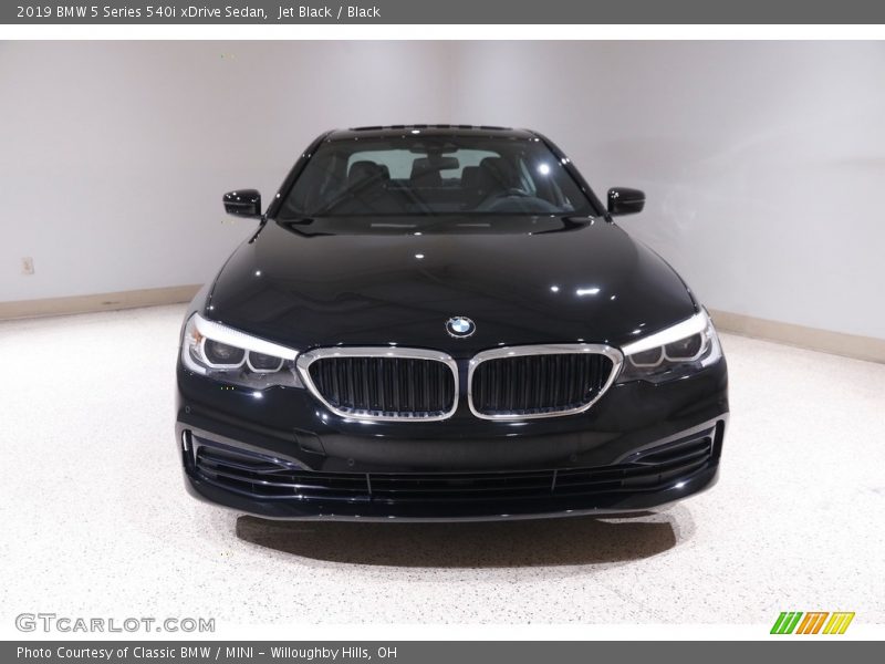 Jet Black / Black 2019 BMW 5 Series 540i xDrive Sedan