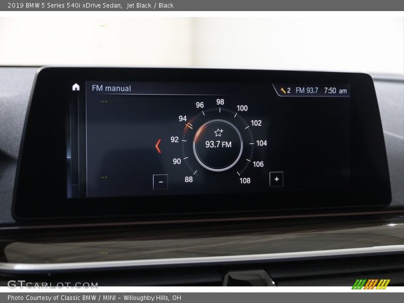 Jet Black / Black 2019 BMW 5 Series 540i xDrive Sedan