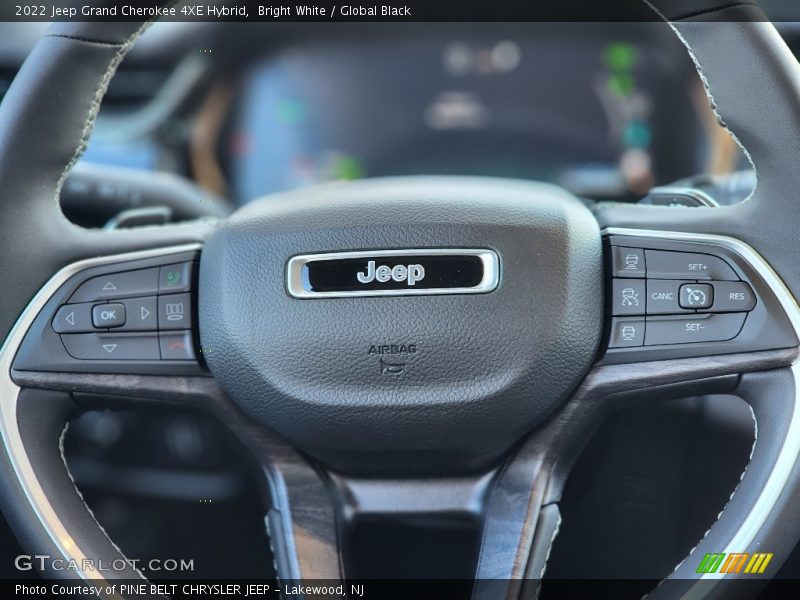 Bright White / Global Black 2022 Jeep Grand Cherokee 4XE Hybrid
