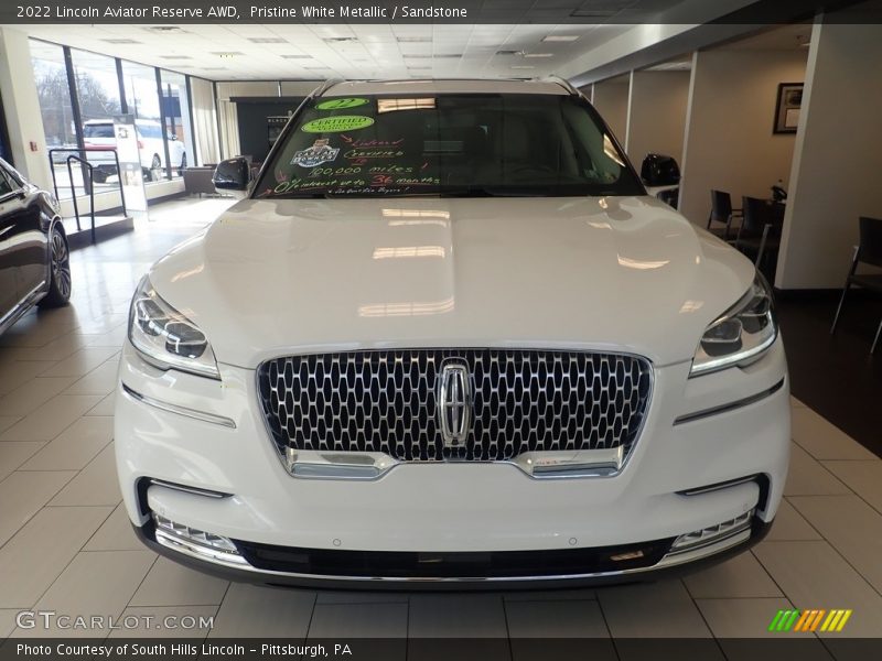 Pristine White Metallic / Sandstone 2022 Lincoln Aviator Reserve AWD