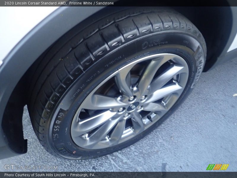 Pristine White / Sandstone 2020 Lincoln Corsair Standard AWD