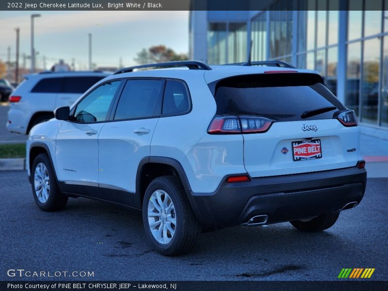 Bright White / Black 2022 Jeep Cherokee Latitude Lux