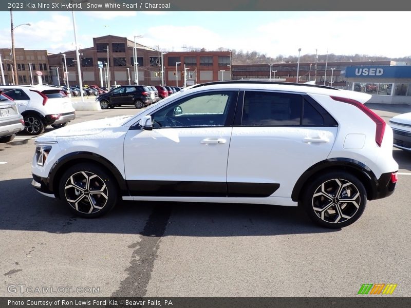 Snow White Pearl / Charcoal 2023 Kia Niro SX Hybrid