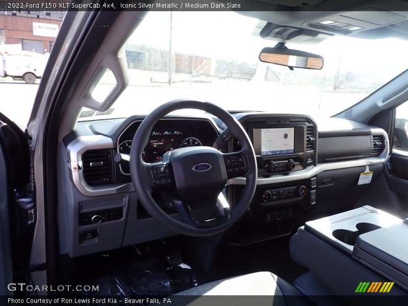 Iconic Silver Metallic / Medium Dark Slate 2022 Ford F150 XLT SuperCab 4x4