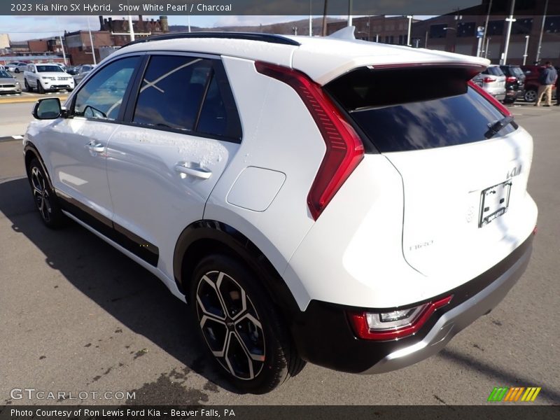Snow White Pearl / Charcoal 2023 Kia Niro SX Hybrid