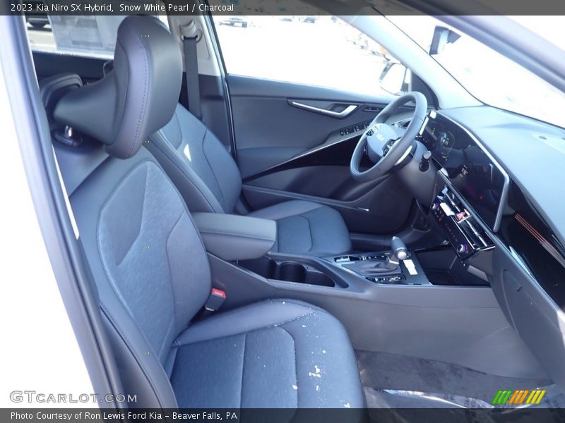 Snow White Pearl / Charcoal 2023 Kia Niro SX Hybrid